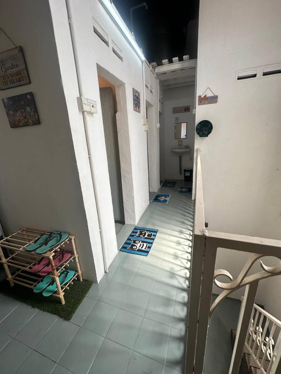 Spot On 90898 Kasturi Alley Guest House & Cat Hotel Malacca Buitenkant foto