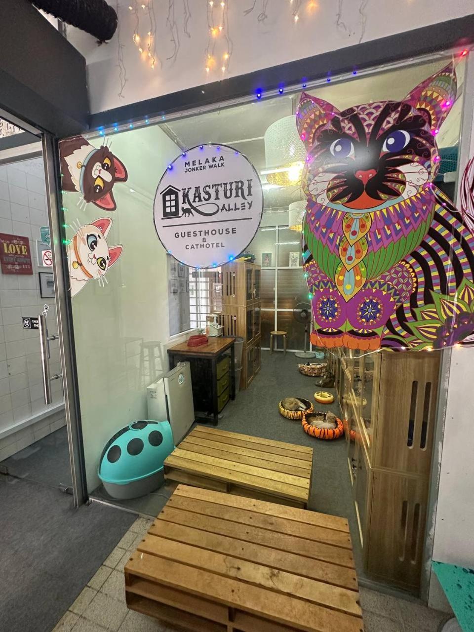 Spot On 90898 Kasturi Alley Guest House & Cat Hotel Malacca Buitenkant foto